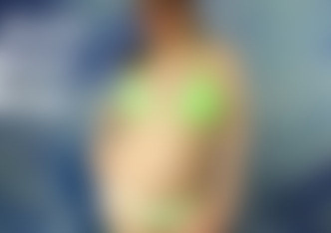 00647_ BikiniBulge